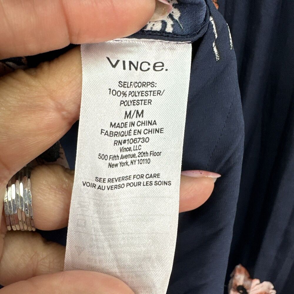 VINCE Tossed Poppy Pleated Midi Skirt in Marine Navy Blue Floral Size M Boho #6 - Picture 7 of 7